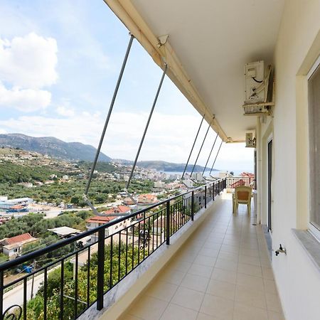 Vasili'S Family Apartments Himare Exterior foto