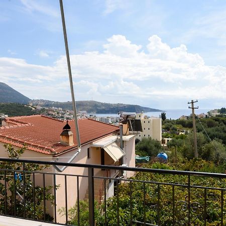 Vasili'S Family Apartments Himare Exterior foto