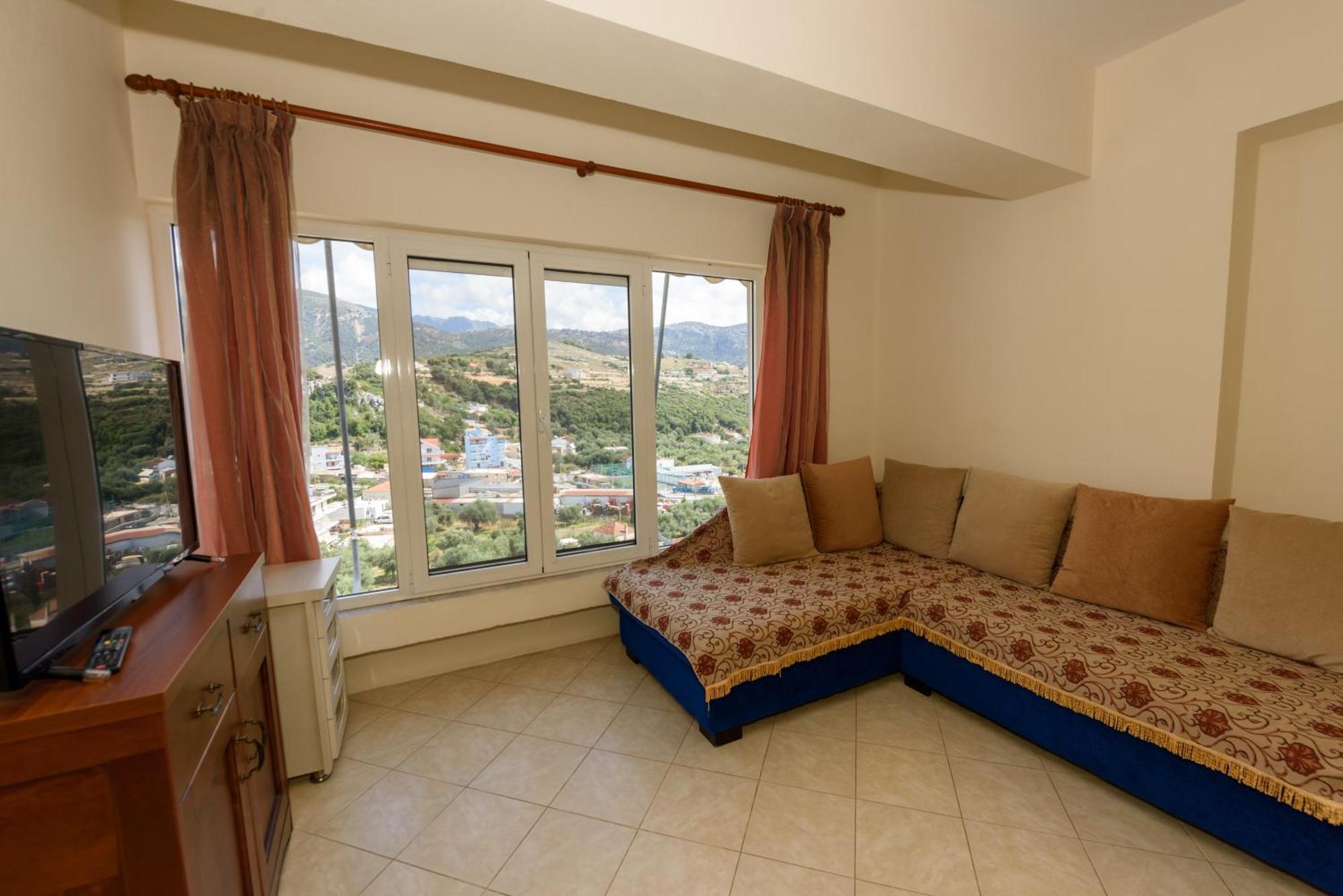 Vasili'S Family Apartments Himare Exterior foto